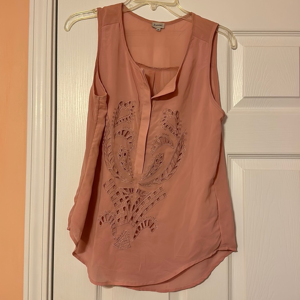 Embroidered blouse from boutique, size M, great condition